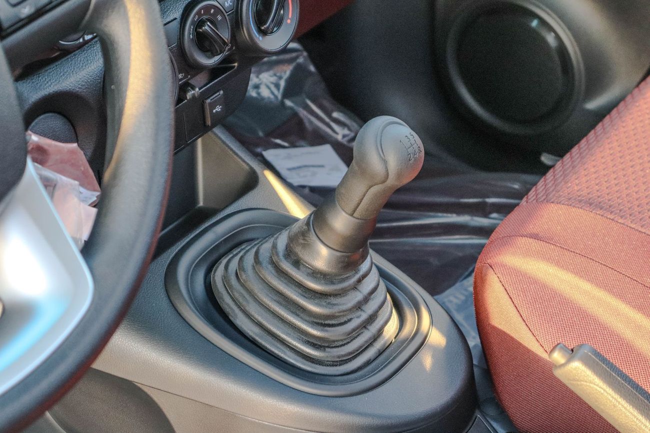 تويوتا هيلوكس GL 2.7L Single Cab Utility