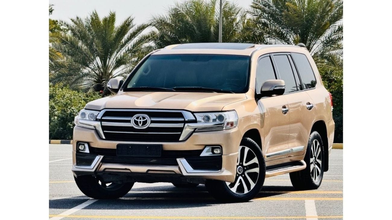تويوتا لاند كروزر 5.7 update 2021