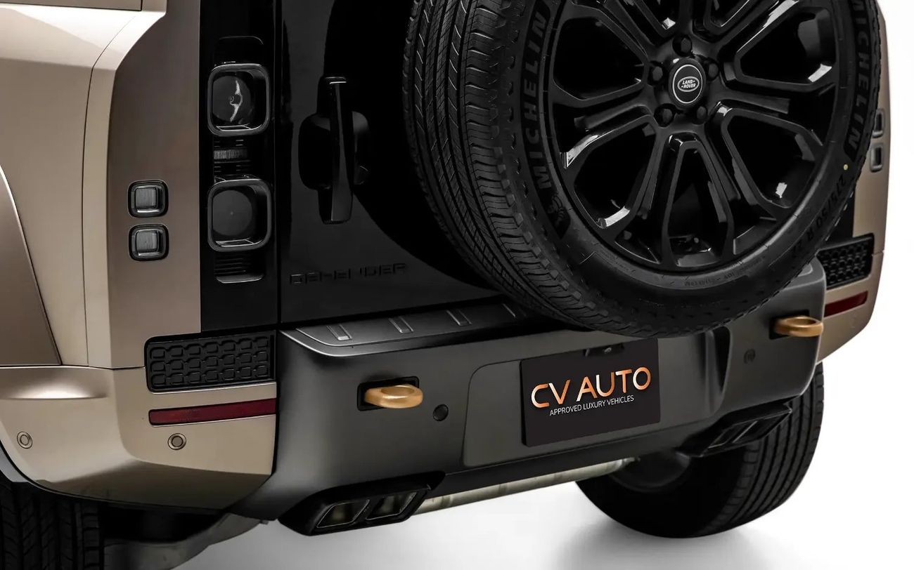 لاند روفر ديفندر 110 OCTA