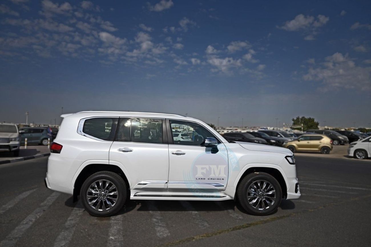 تويوتا لاند كروزر VXR V6 3.3L Diesel 4WD 7 Seater Automatic