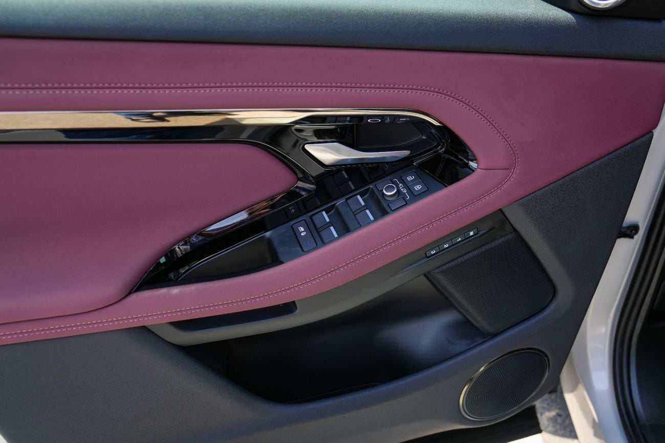 Land Rover Range Rover Evoque SE P250 DYNAMIC 2025!! FIVE YEARS WARRANTY!! THREE YEARS SERVICE CONTRACT