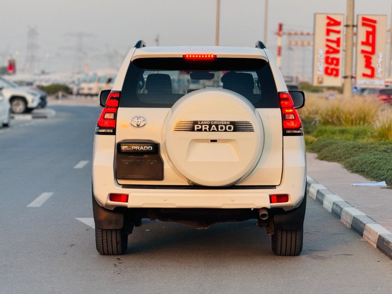 تويوتا برادو TXL limited top of the range  RHD