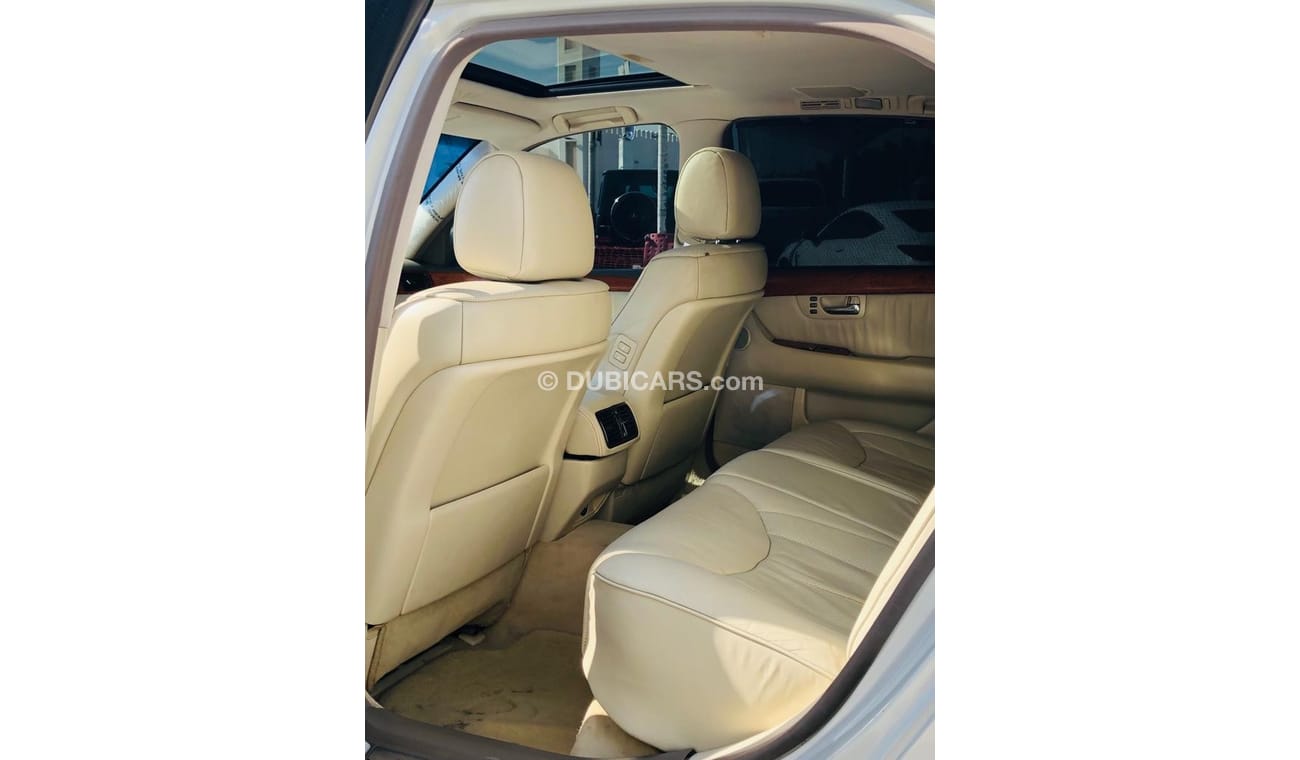 لكزس LS 430 لكزس ال اس 430 خليجي بحاله ممتازه بدون حوادث