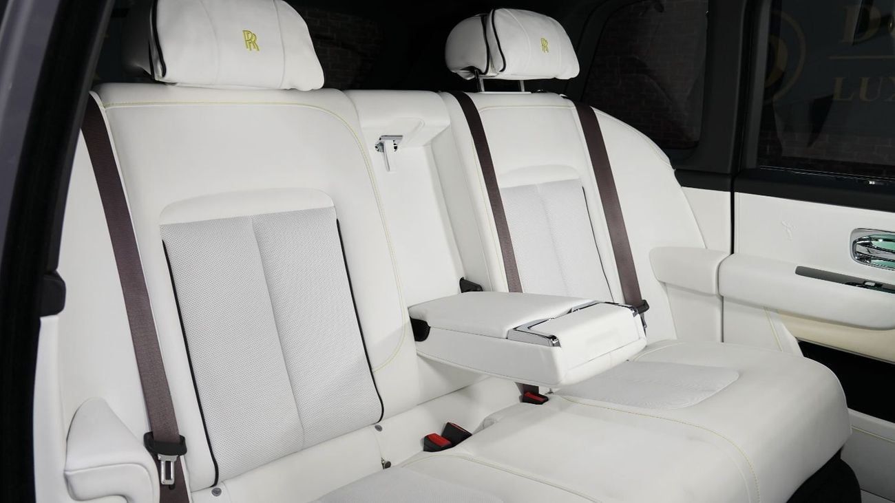 Rolls-Royce Cullinan | SILVER BADGE | NEW | 2023 | V12 | 563 HP