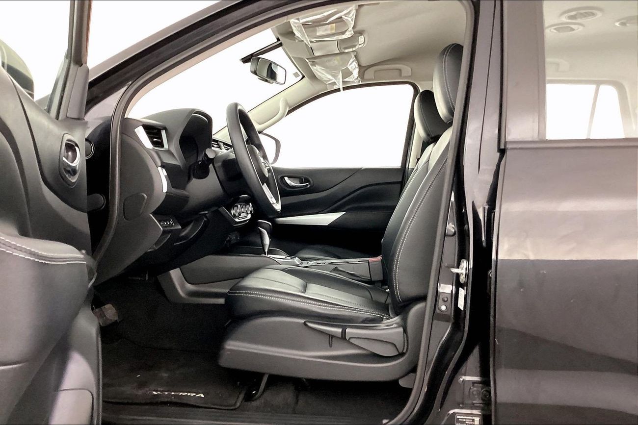 نيسان إكستيرا Titanium | شامل الضمان | 0 ﺪﻔﻋﺓ ﺃﻮﻟﻯ