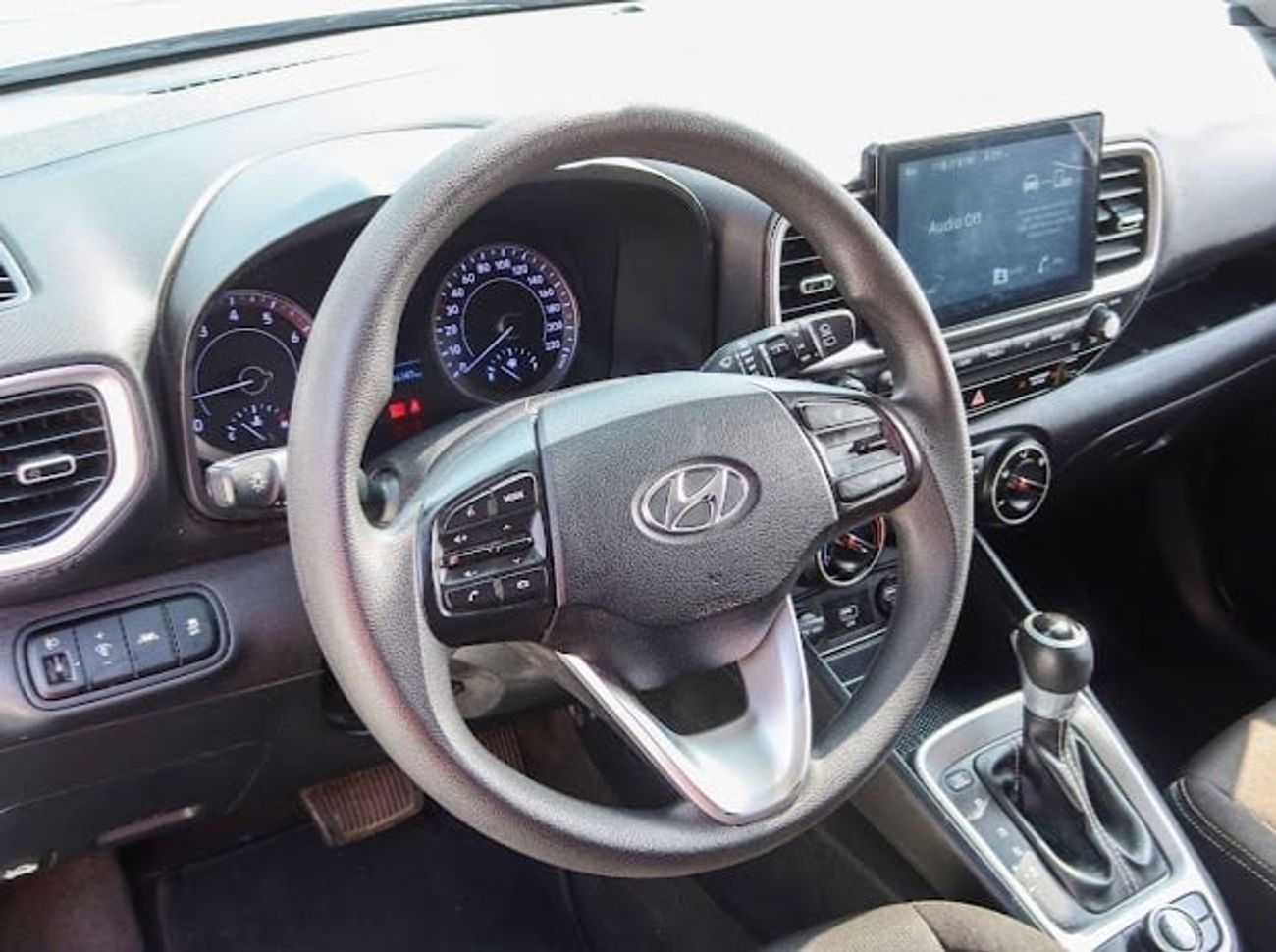 Hyundai Venue خاليه من الحوادث