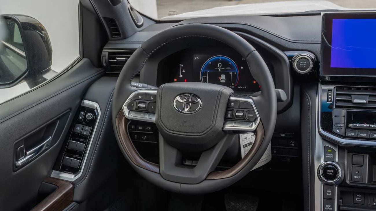 Toyota Land Cruiser Toyota Land Cruiser 300 GXR 3.3L Twin-Turbo Diesel (GCC Specs)
