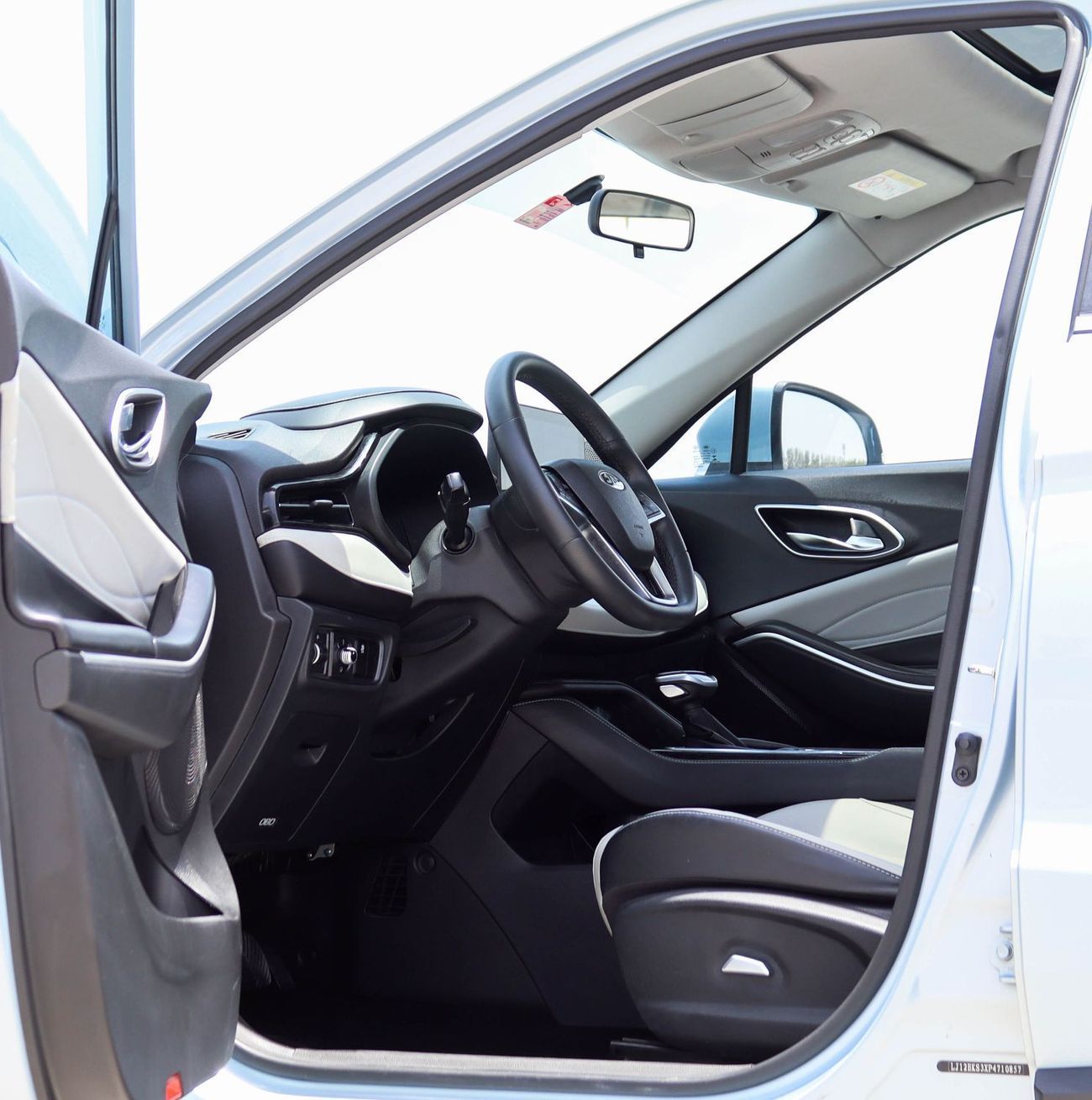 JAC JS4 1.5T JAC JS4 - 2023  - GCC - Full option - Accident-free - 1.5  - Excellent condition