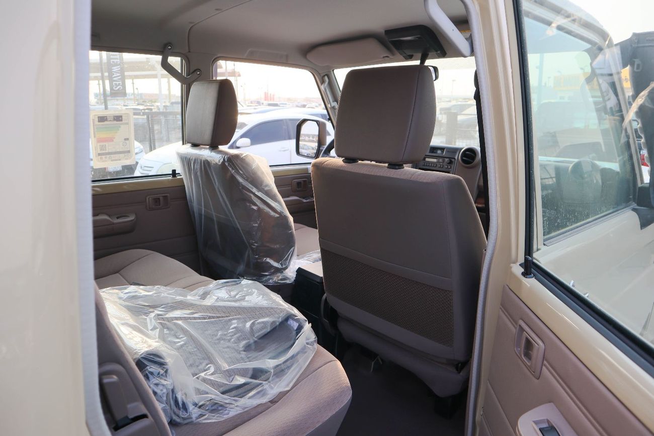 Toyota Land Cruiser Pick Up Std 4.0L Double Cab Utility 4WD