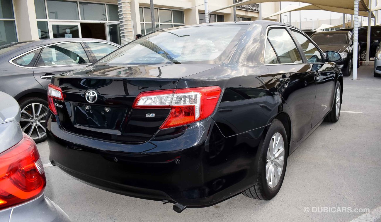 Toyota Camry S+