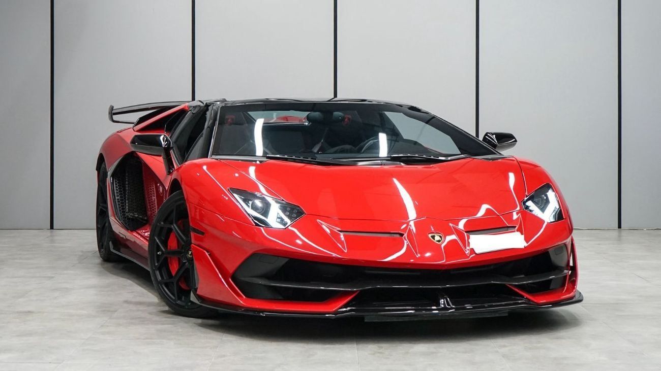 لامبورغيني أفينتادور SVJ 6.5L V12 | European Specs | 8,700 KM | Full Service History