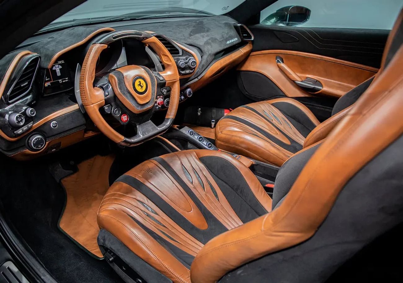 فيراري 488 GTB Standard