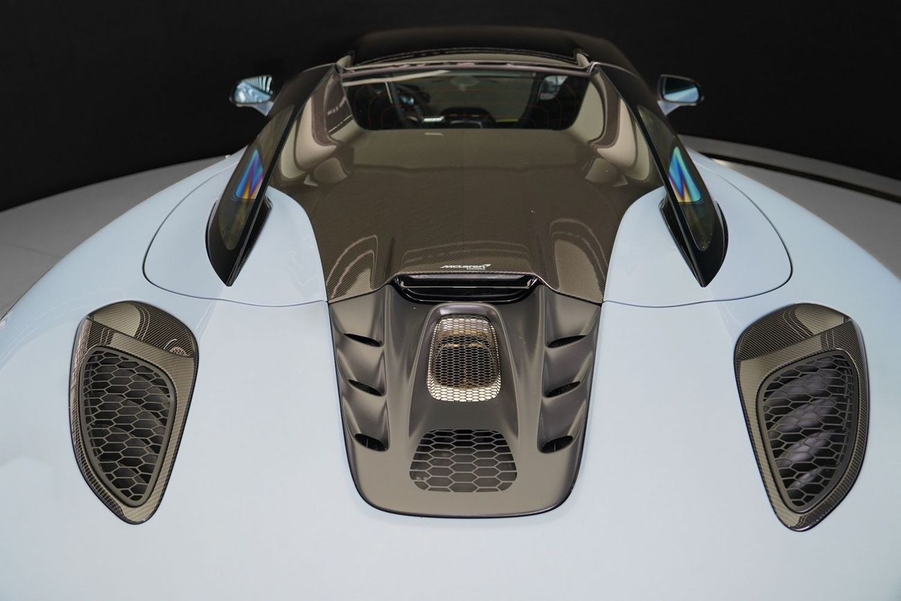 McLaren Artura Spider