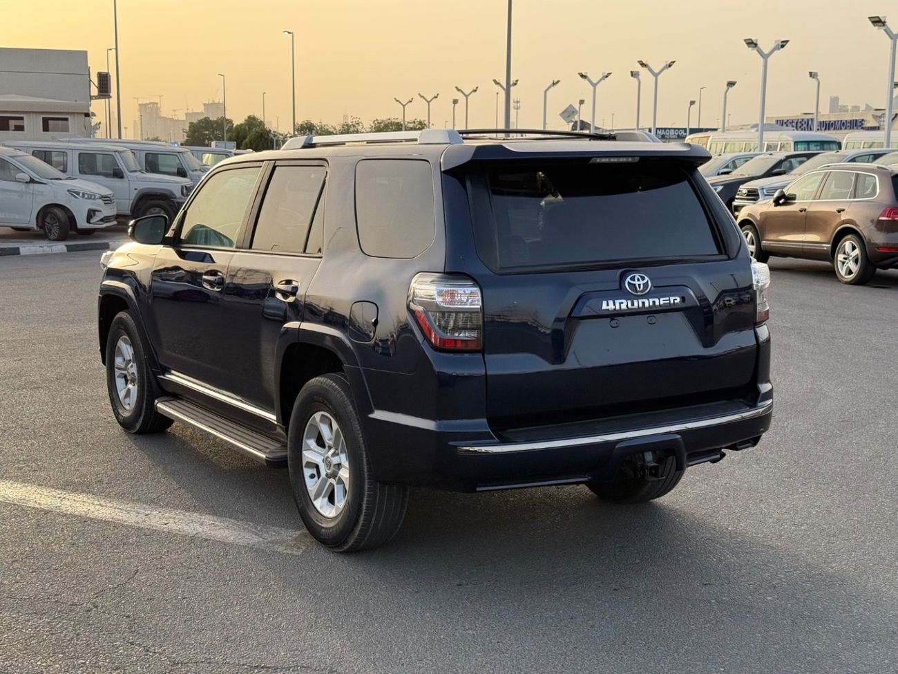 تويوتا Runner4 2017 TOYOTA 4RUNNER SR5 4x4 IMPORTED FROM USA