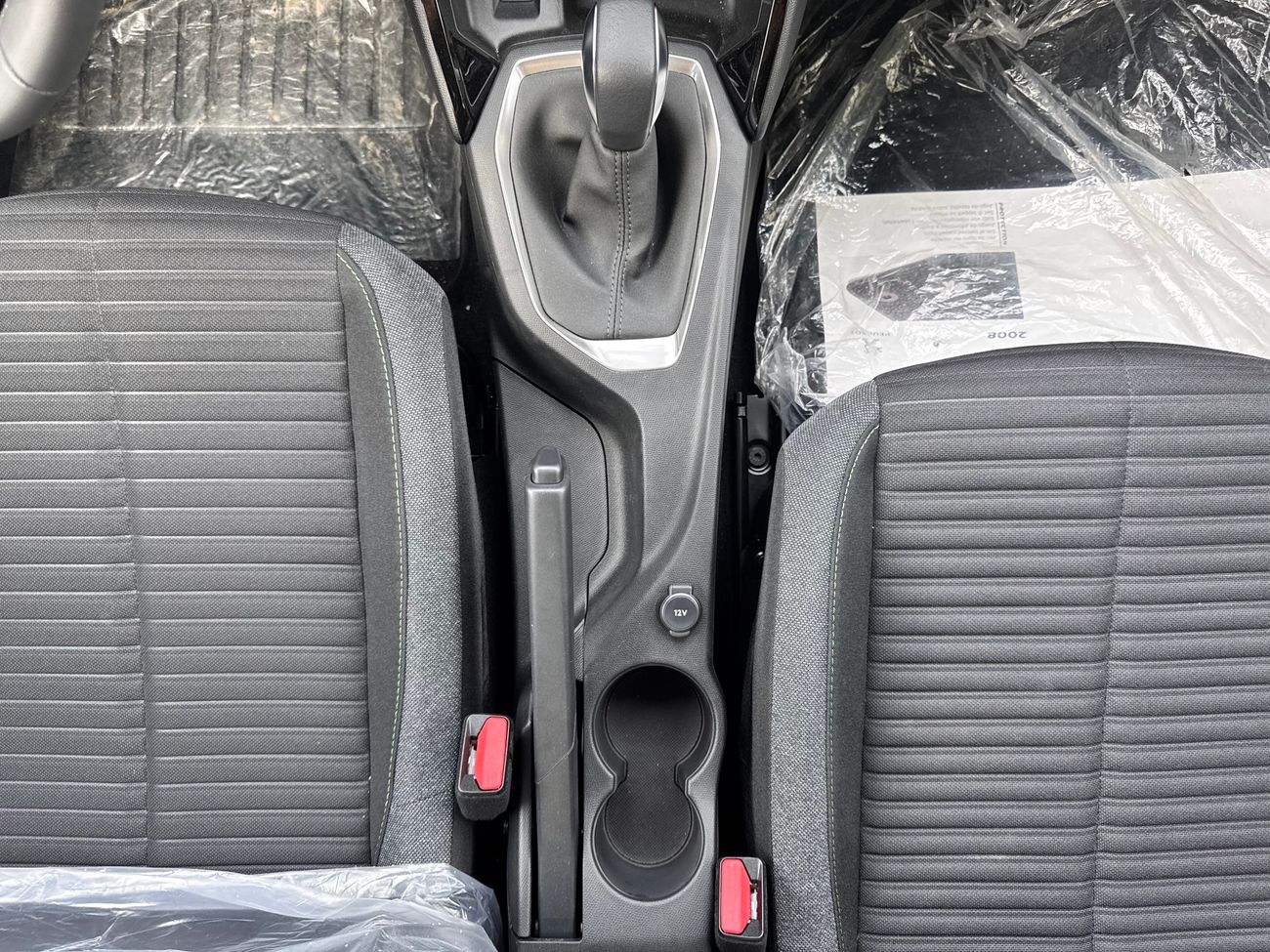 Peugeot 2008 Active 2025 GCC 1.2L CUV FWD Brand New 0Km