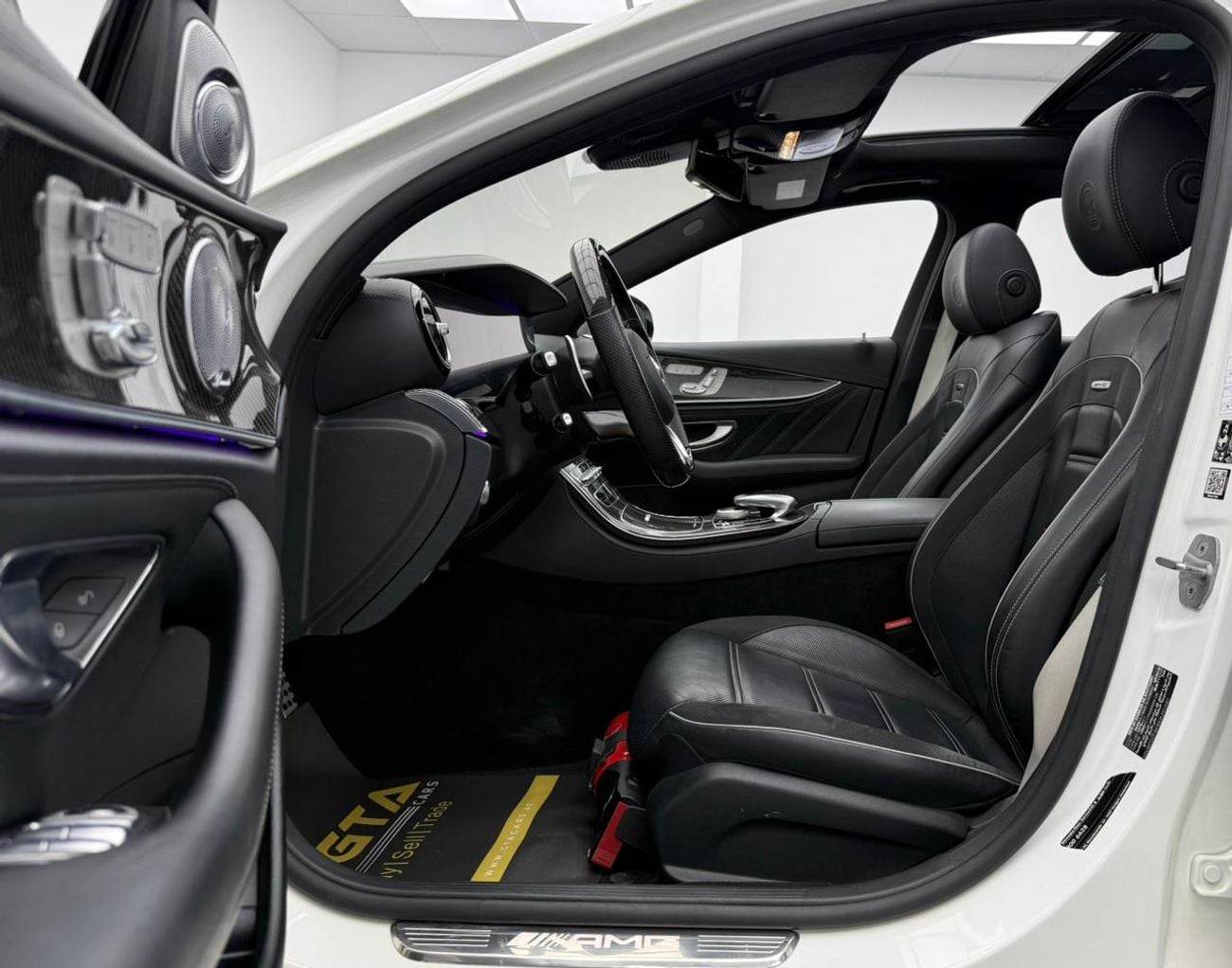 Mercedes-Benz E 63 S AMG 2018 Mercedes Benz E63 S AMG, Full Service History, Carbon Fiber Package, Excellent Condition, GCC