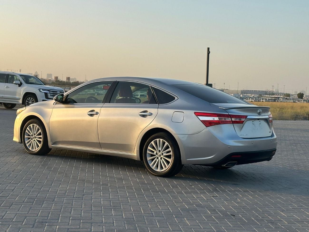 Toyota Avalon SE+