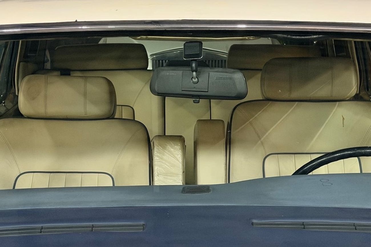 Rolls-Royce Silver Spur