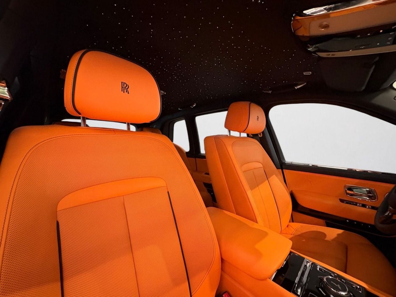 Rolls Royce Cullinan STD 2025 ROLLS ROYCE CULLINAN | BRAND NEW | 6.75L TWIN-TURBO V12 | 1,250 KM | NO ACCIDENT | EUROPEAN SPE