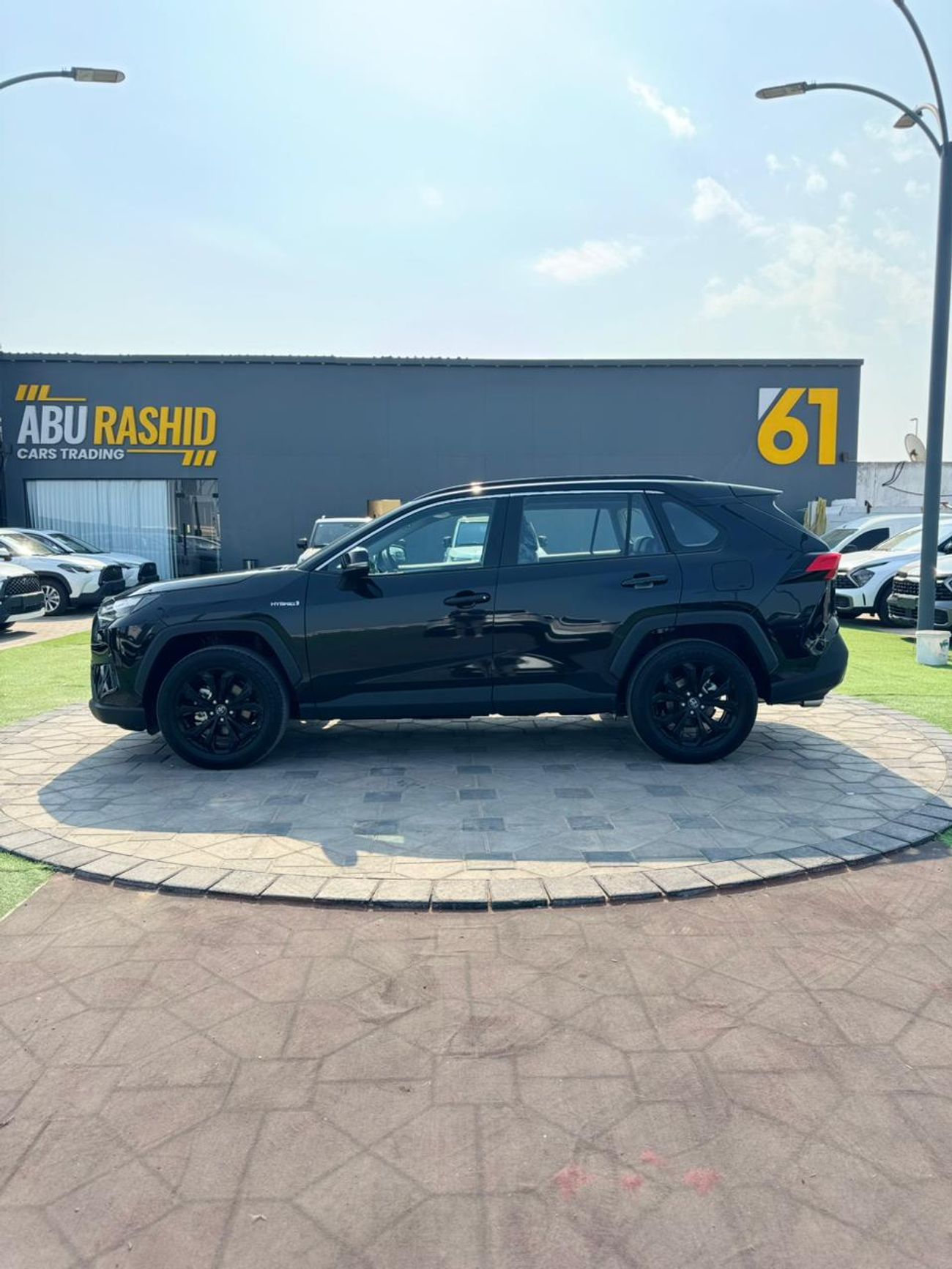 تويوتا راف ٤ 2.5L hybrid