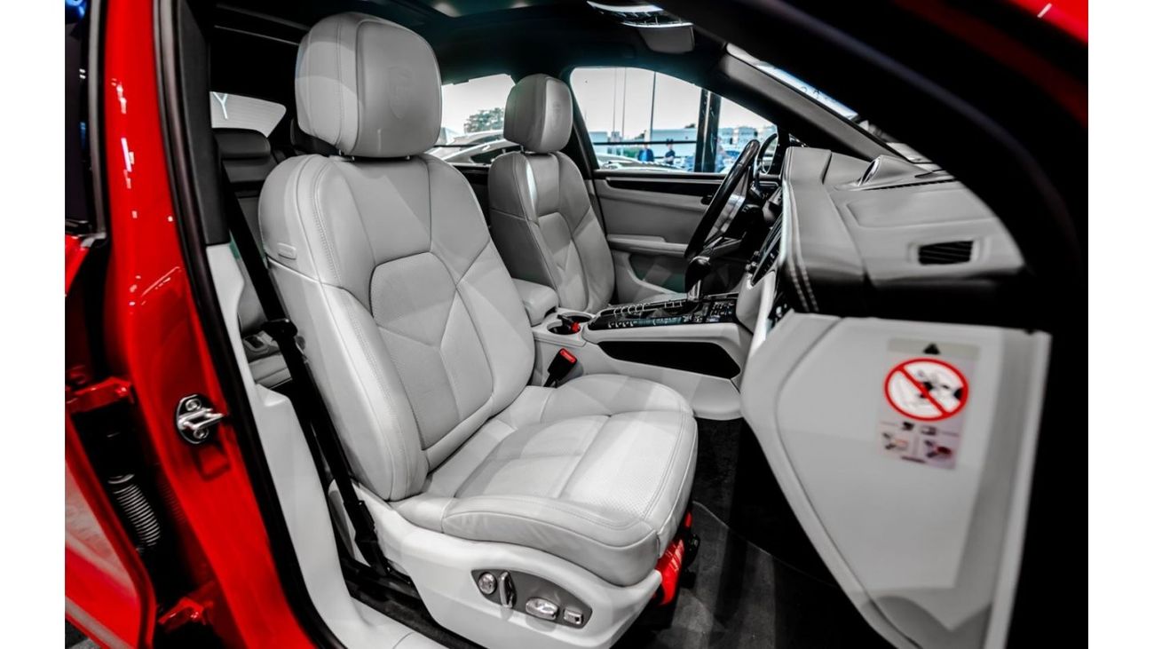 Porsche Macan 2018 Porsche Macan GTS, 2025 Porsche Warranty, Recently Serviced, Full Service History, GCC