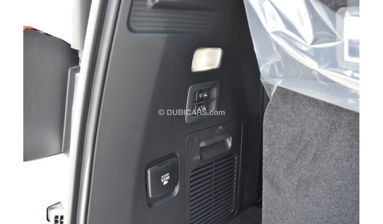 Toyota Land Cruiser 300 VXR+ V6 3.3L Diesel Twin Turbo AT