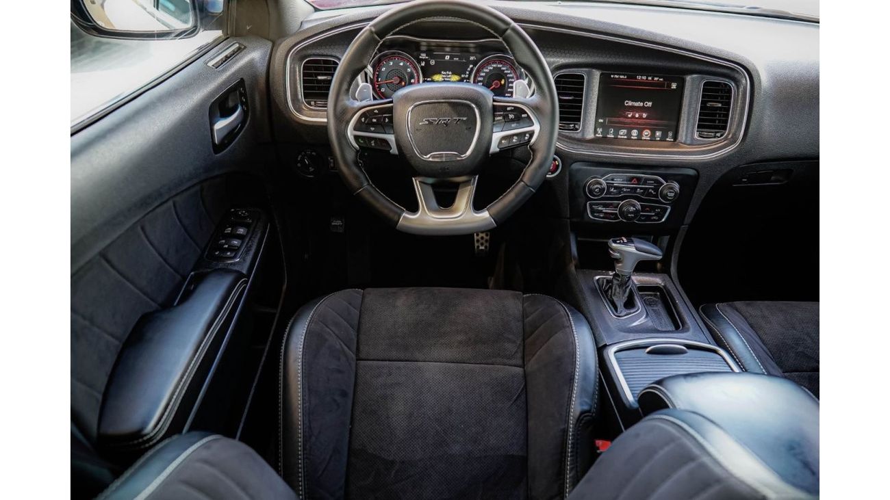 Dodge Charger SRT 392