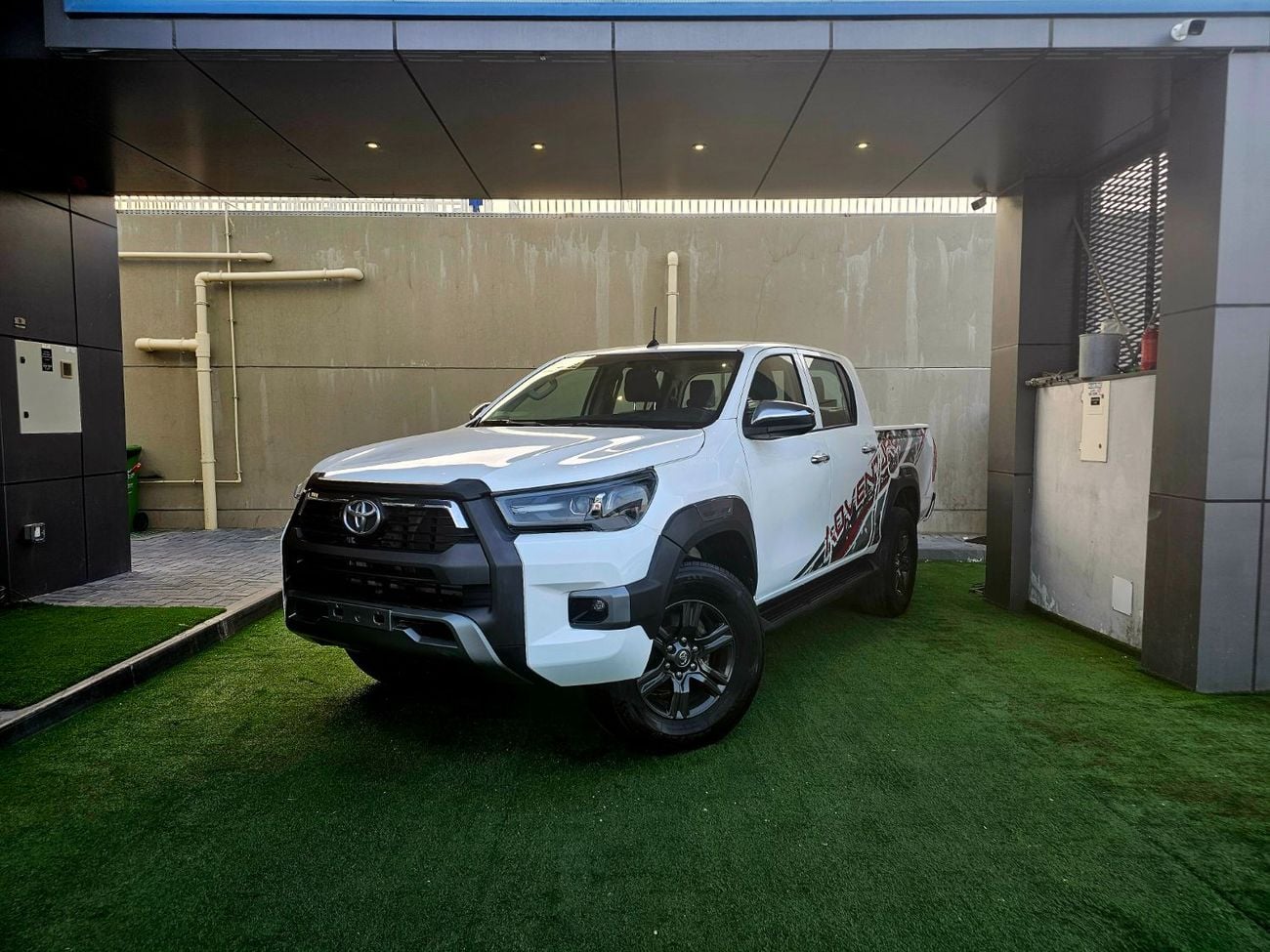 Toyota Hilux ADVENTURE PATROL/ AUTO GEAR/ AUTO WINDOWS / FULL OPTION/ WIDE BODY