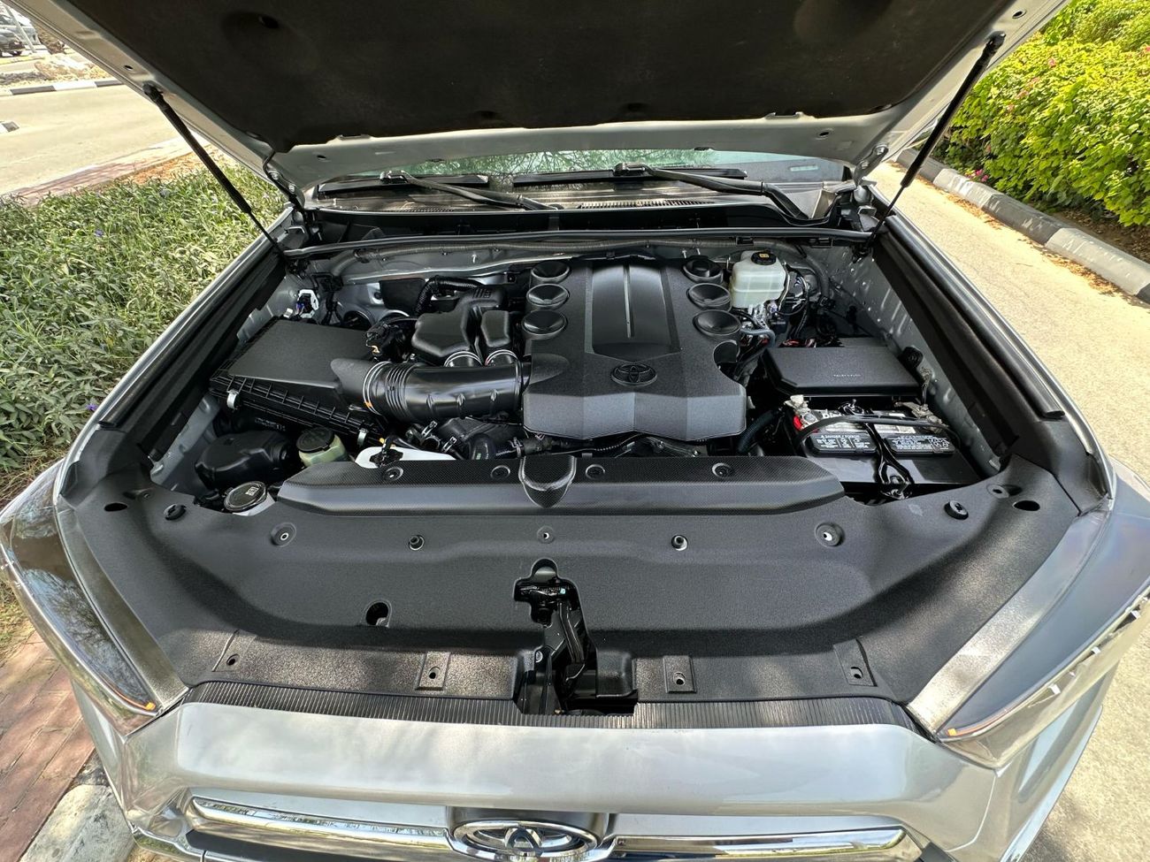 تويوتا Runner4 TOYOTA 4RUNNER LIMITED | FULL OPTION | 7 SEATS & 4X4 | UAE PASS