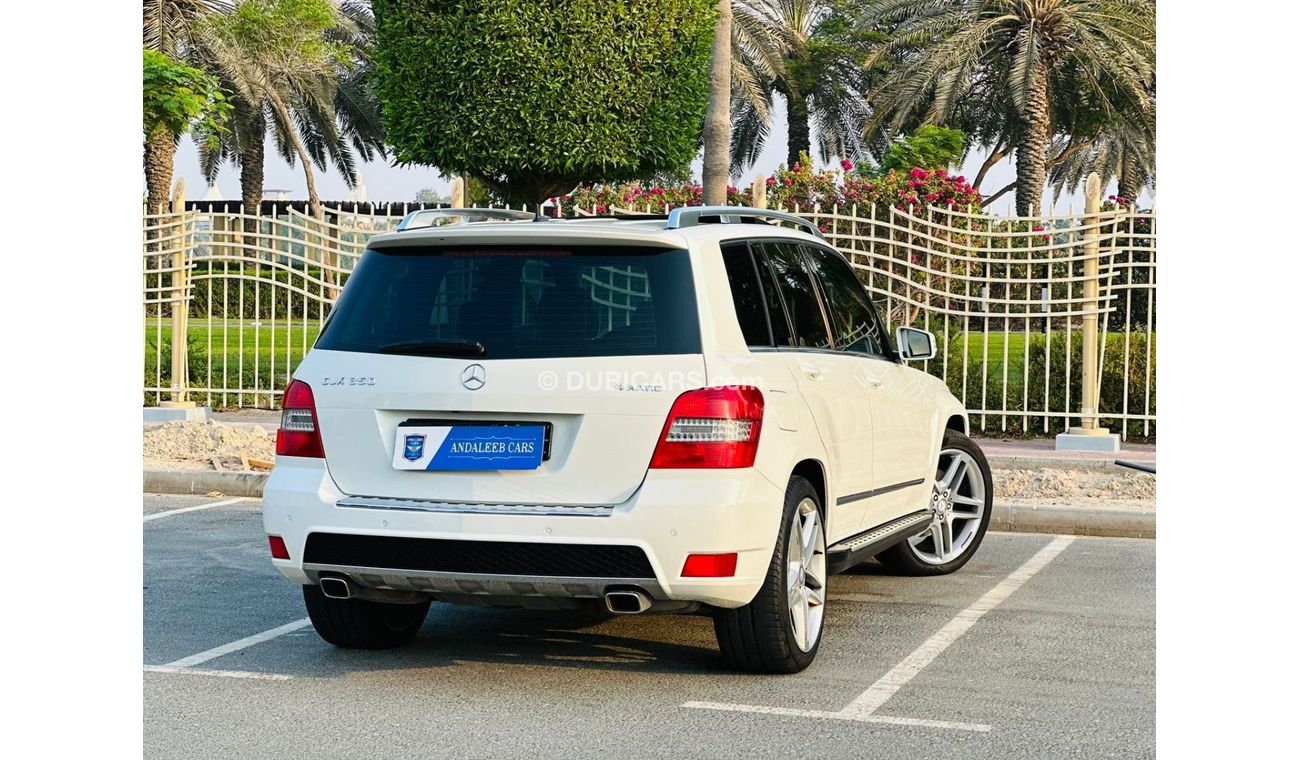 مرسيدس بنز GLK 350 MERCEDES BENZ GLK 350 3.5L V6 AMG || ORIGINAL PAINT || 4MATIC || GCC || FULL SERVICE HISTORY