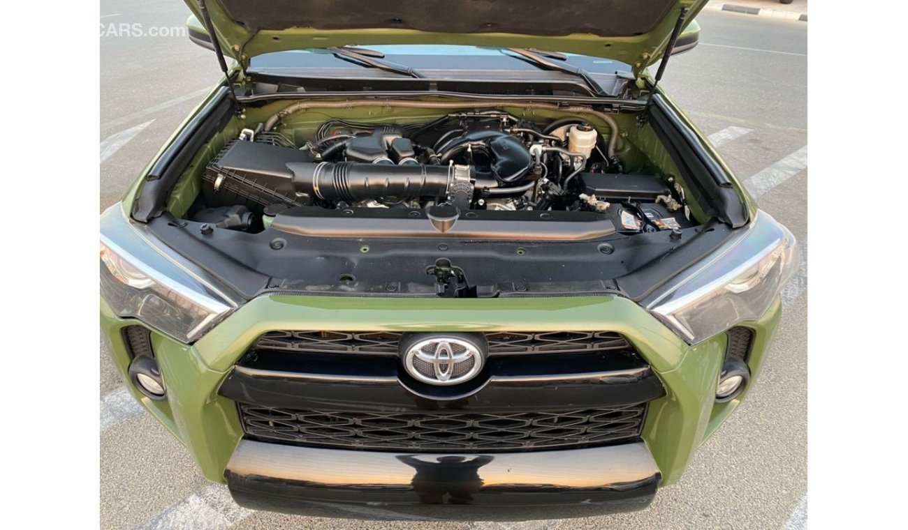 تويوتا 4Runner 2016 TOYOTA 4RUNNER SR5 WITH SUNROOF MID OPTION Only Export