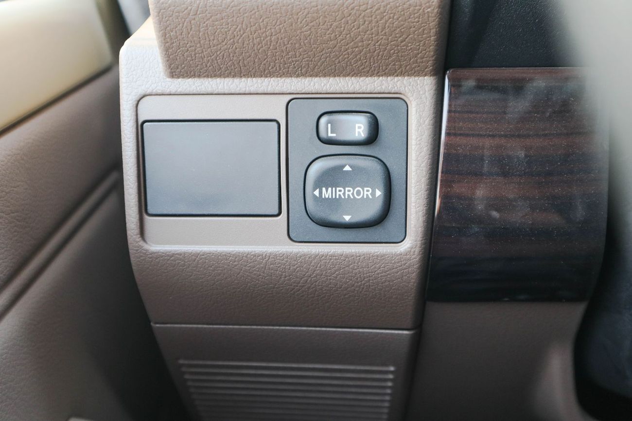 Toyota Land Cruiser Pick Up Std 4.0L Double Cab Utility 4WD