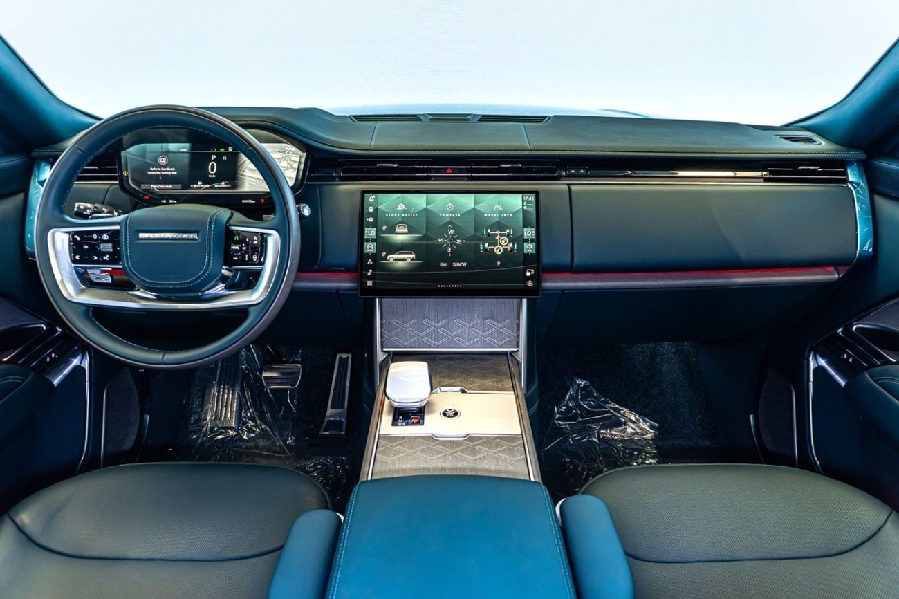Land Rover Range Rover SV P615 SWB 2026  | British Racing Green  | Serenity Interior | GCC Specs