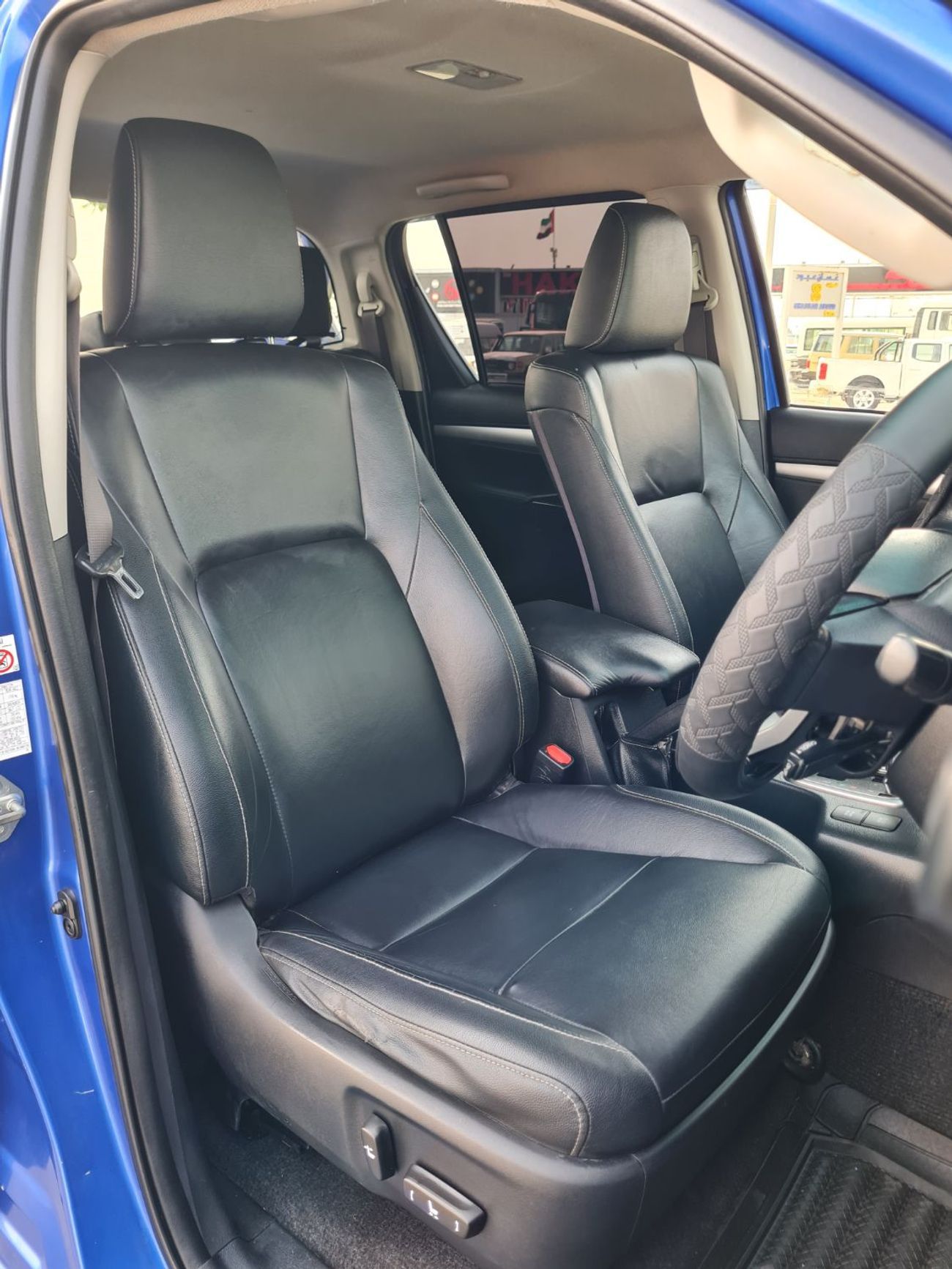 تويوتا هيلوكس DL Double Cabin  Right Hand Drive  Year: 2017  Engine: 2.8L/ V4