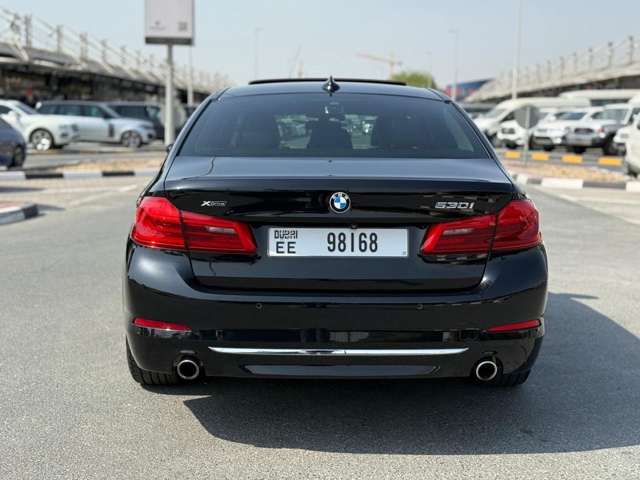 بي أم دبليو 530i Exclusive Luxury 2.0L