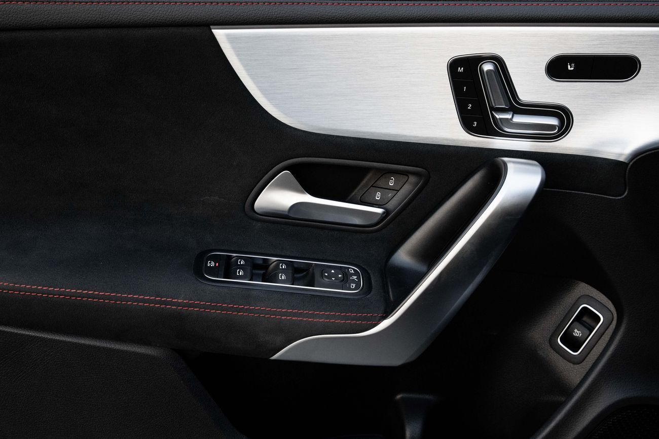 Mercedes-Benz CLA 35 AMG CLA 35 AMG | 3,134 P.M | 0% Downpayment | Fantastic Condition!