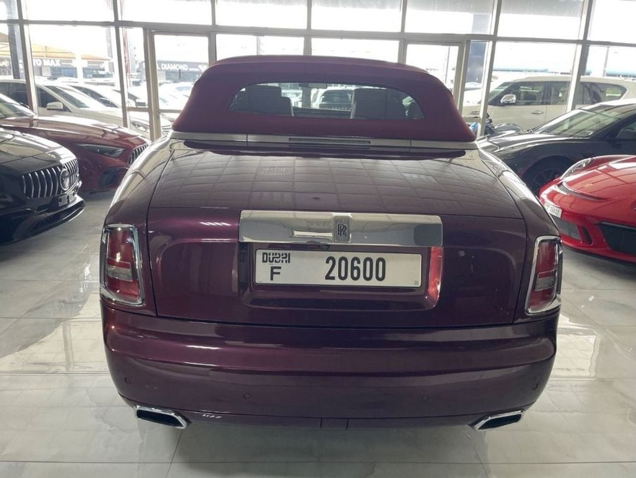 رولز رويس فانتوم Drophead 6.8L