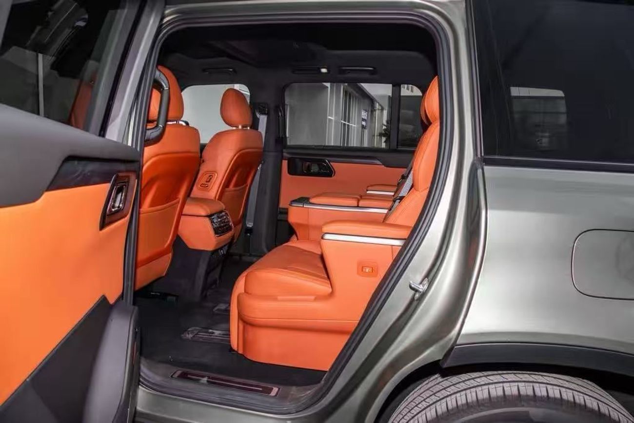 روكس 01 6 seats 2026 black-orange