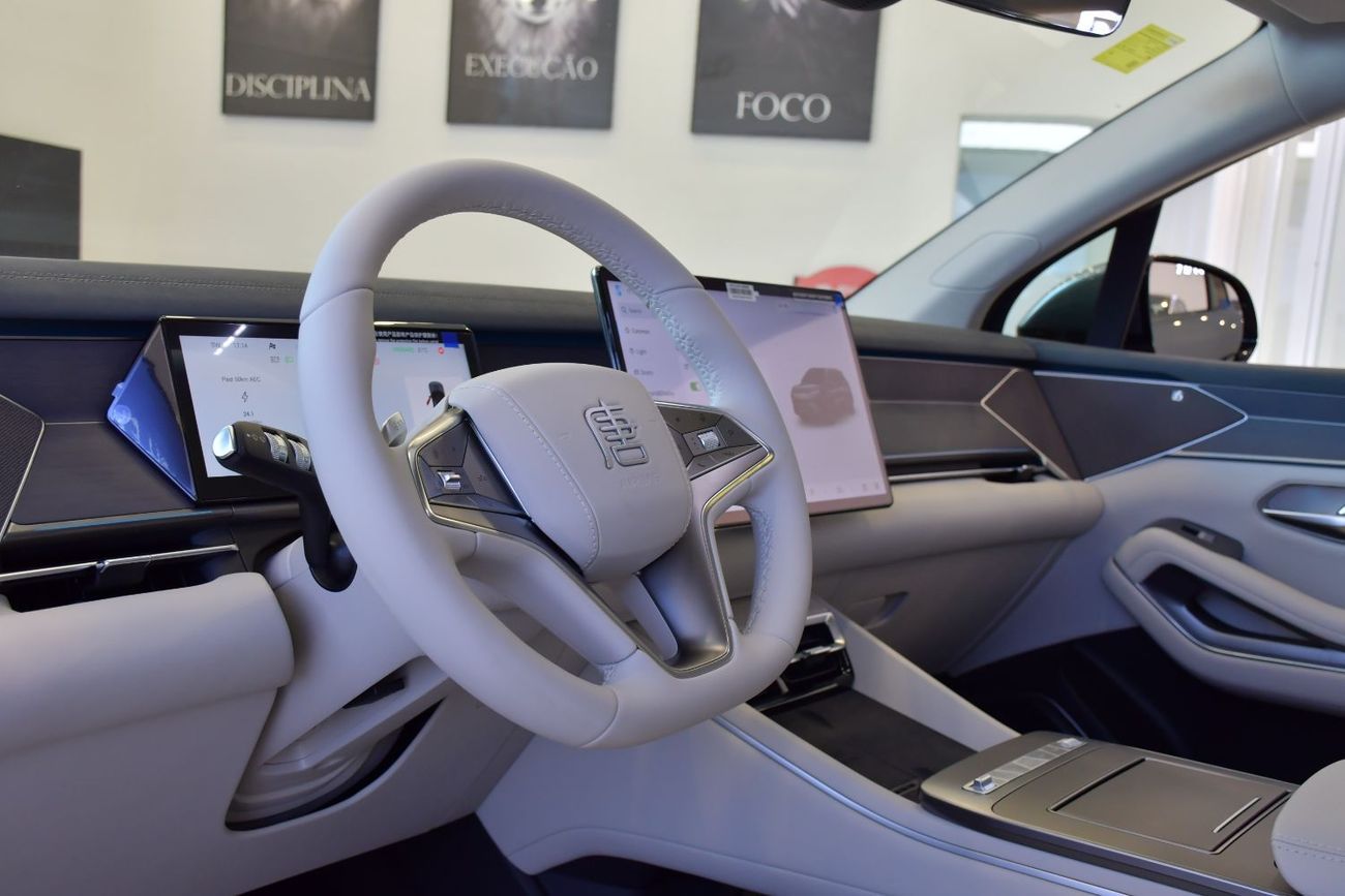 بي واي دي تانغ ل 600KM Four-wheel Drive LiDAR Flagship Model