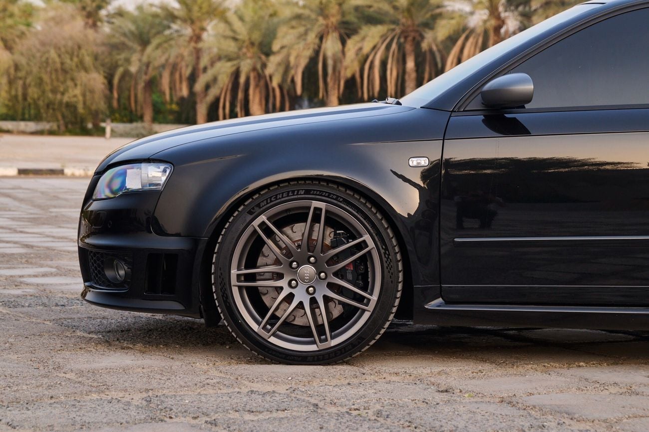 Audi RS4 Black Optics