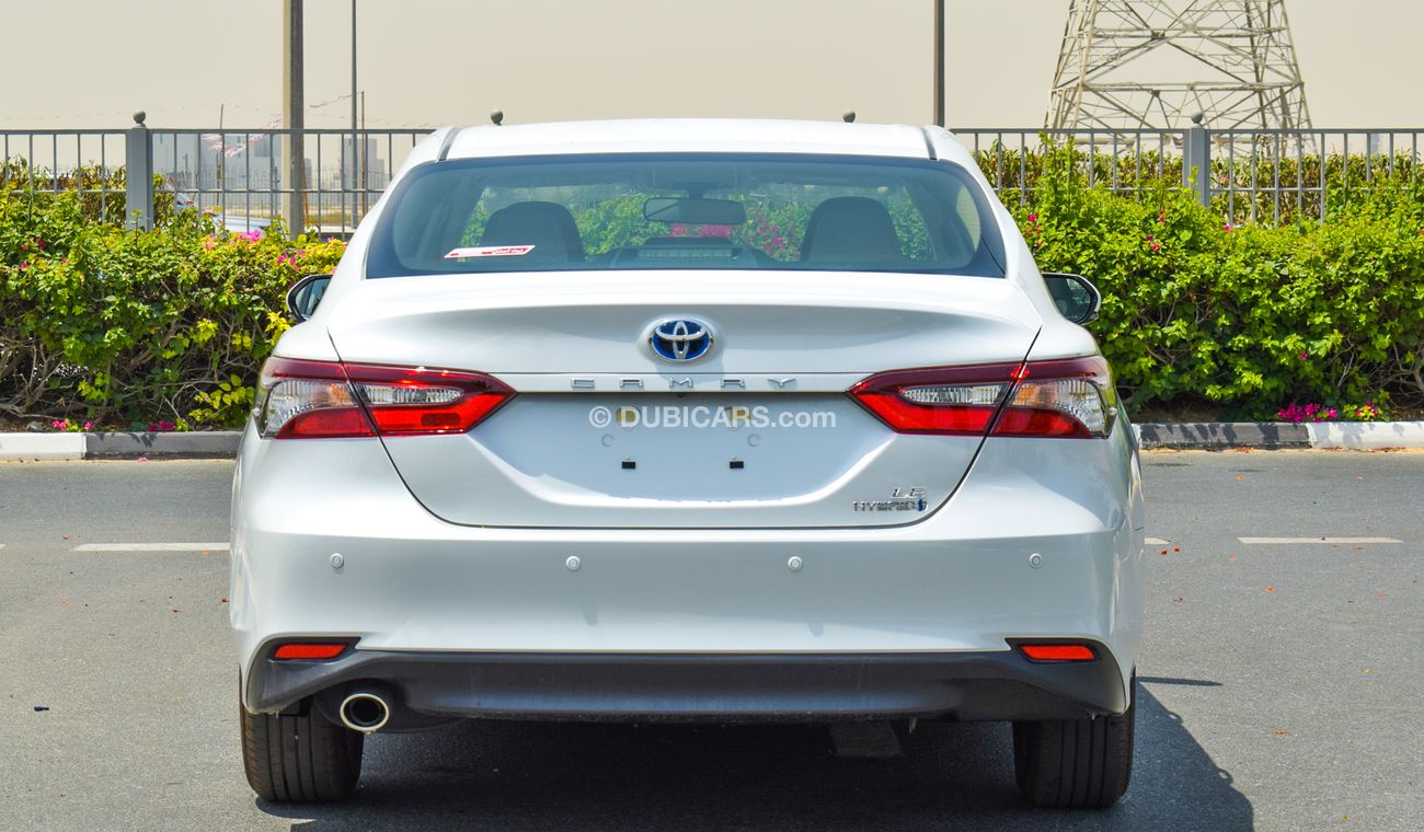 Toyota Camry LE 2.5L HYBRID
