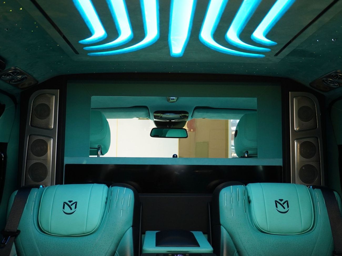 Mercedes-Benz V 300 1 of 10 - Exclusive Design by Michael Cinco I Shisha | Swarovski Roof Top I Dealer Warranty