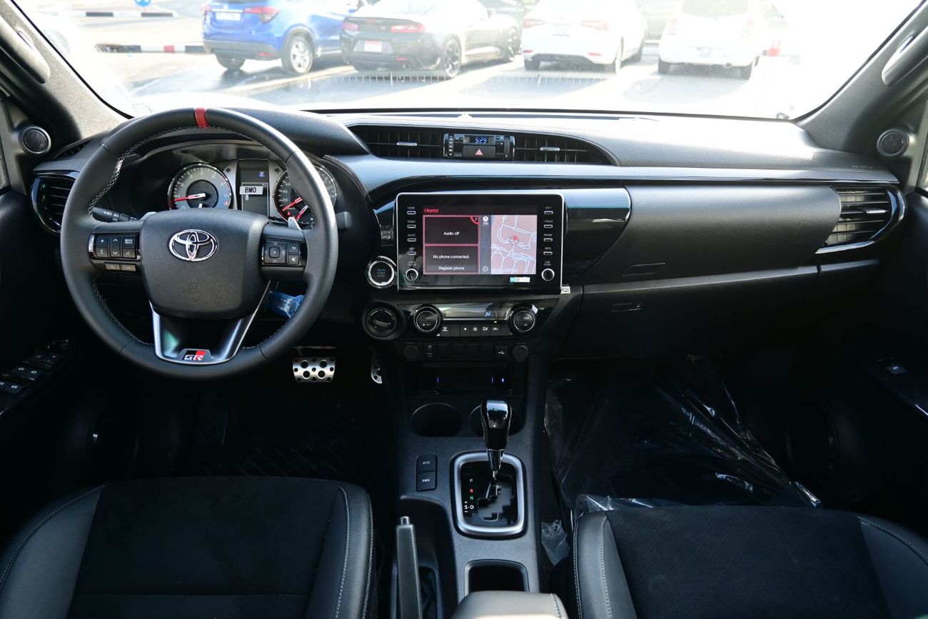 تويوتا هيلوكس Toyota Hilux GR Sport 4.0L V6, Petrol, 4WD, Pickup Color Black Model 2025