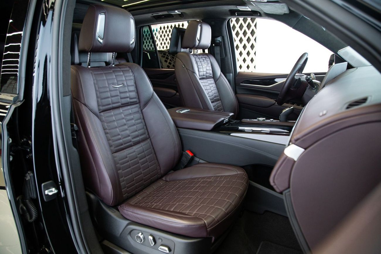 Cadillac Escalade Cadillac Escalade 600 Platinum Sport