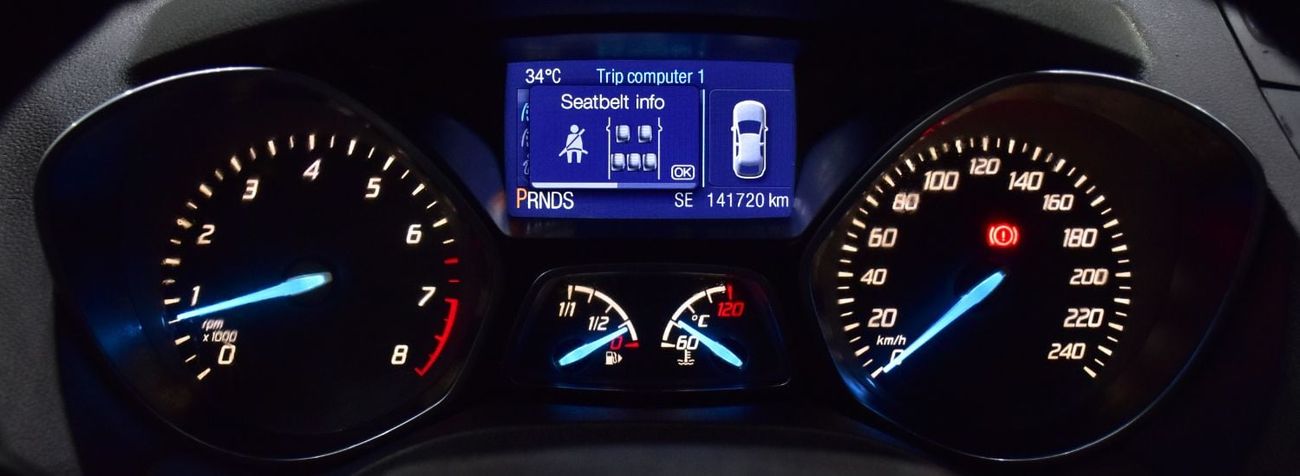 Ford Escape SE EXCELLENT DEAL for our Ford Escape ( 2016 Model ) in Red Color GCC Specs