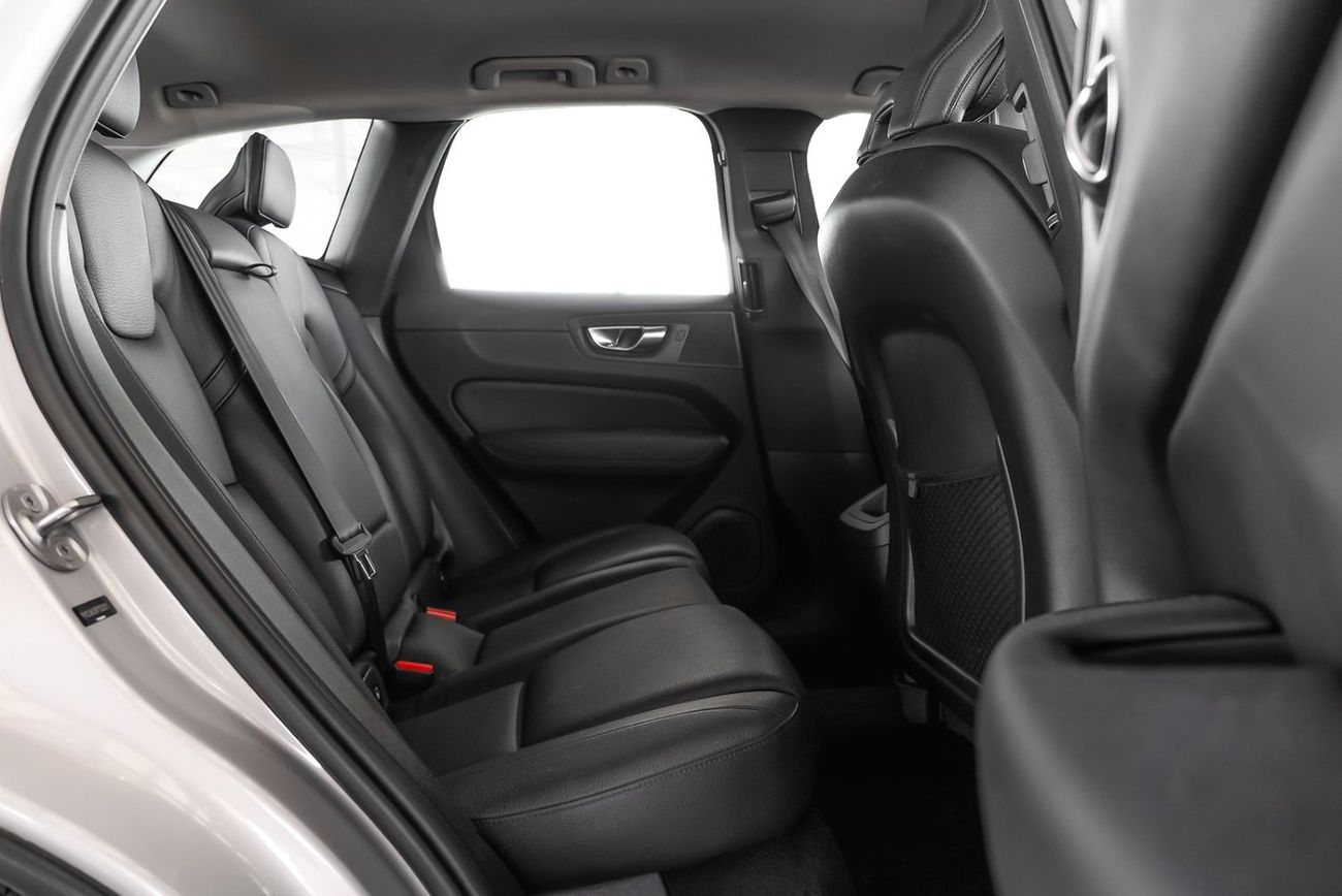 فولفو XC 60 CORE