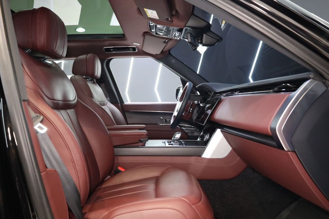 Land Rover Range Rover HSE P530 4.4L Vogue, Deployable Sidesteps, Panoramic Roof, Al Tayer Warranty + Service!!