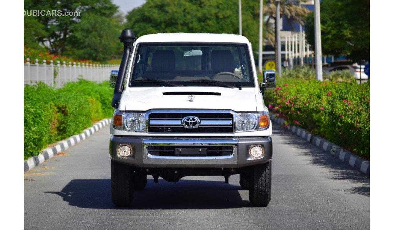 تويوتا لاند كروزر هارد توب 76 V8 4.5L Diesel MT - 2021