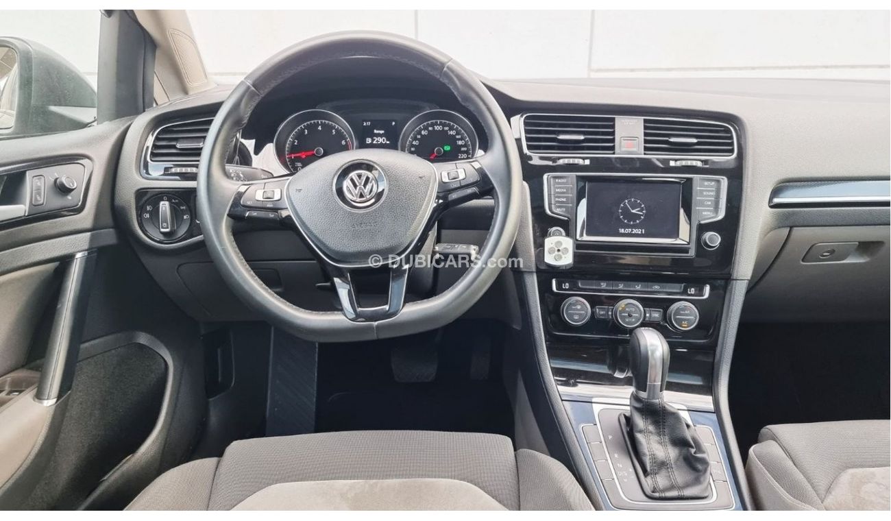Volkswagen Golf TSI-2015-GCC-FULL OPTION-EXCELLENT CONDITION-VAT INCLUSIVE-BANK FINANCE AVILABLE