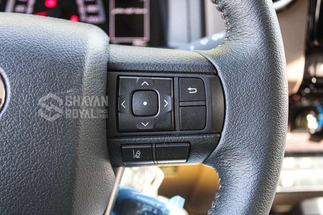 تويوتا لاند كروزر بيك آب LC79 4.0L V6 PETROL LX-Z1 4WD AT DC 2025MY